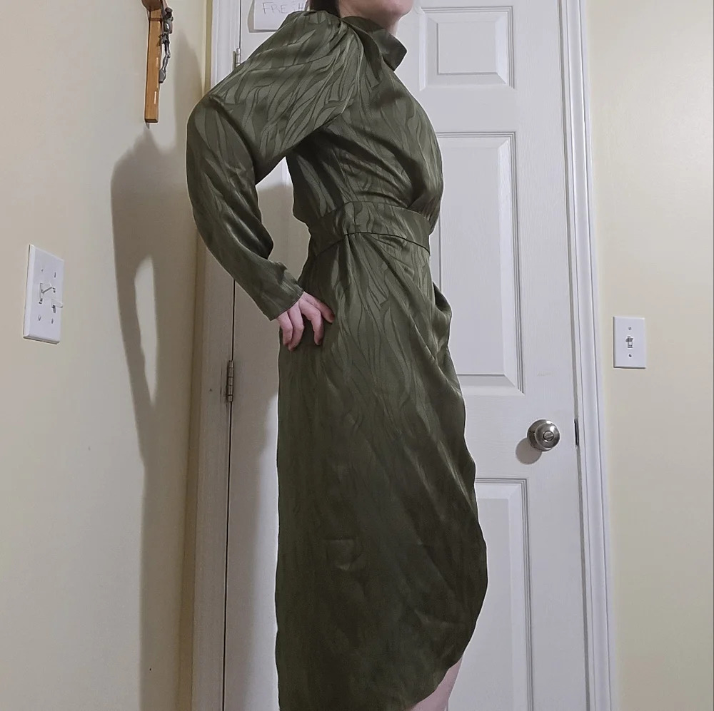 Ronny Kobo Collection Olive Long Sleeve Dress 10 Wrap Bottom - Picture 3 of 8